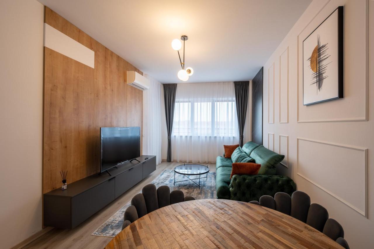 Ultracentral Luxury Apartament Nagyvárad Kültér fotó