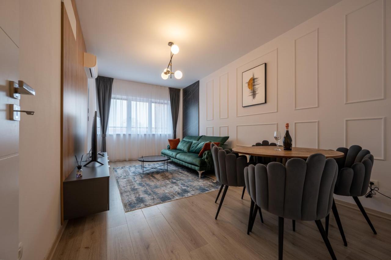 Ultracentral Luxury Apartament Nagyvárad Kültér fotó